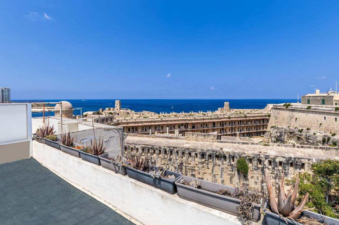 Valletta Bastions Seafront House Exterior foto